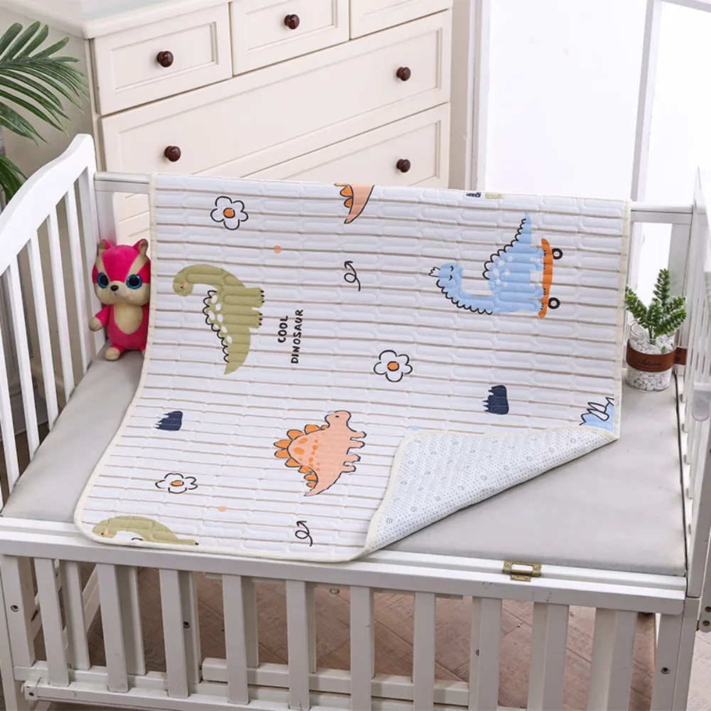 Soft Skin-friendly Urine Mat Cartoon Dino Washable Bedding Urine Pads Breathable Leakproof Washable Urine Pad Toddlers