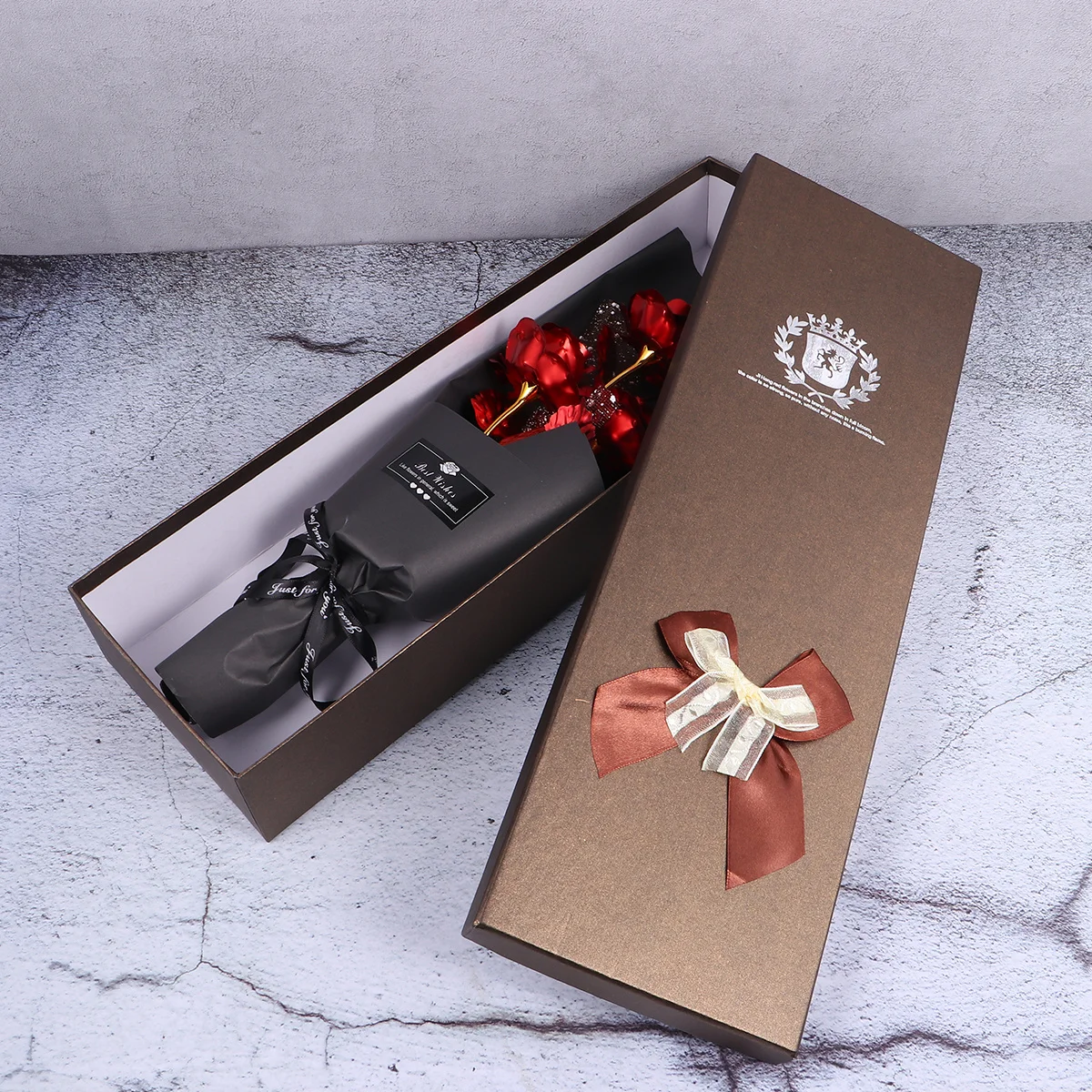 

1Pcs Gold Foil Rose Bouquet 3 Red Roses Classic Gift Box Romantic Present Flower for Wedding Valentine Birthday Anniversary
