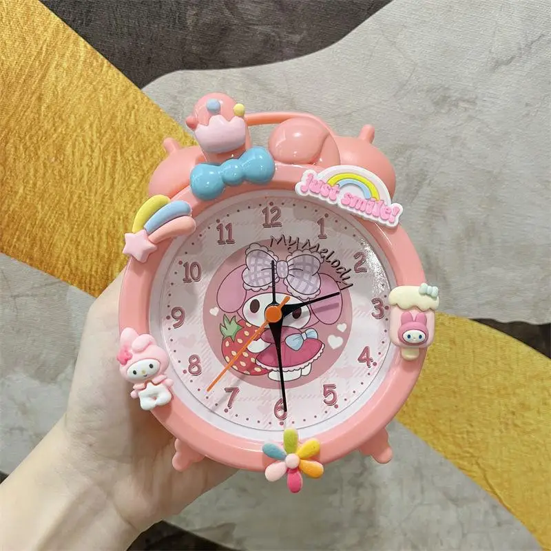 Nuevo reloj despertador para niños de dibujos animados de Kuromi Hellokitty, reloj de escritorio creativo y lindo, potente herramienta de despertador