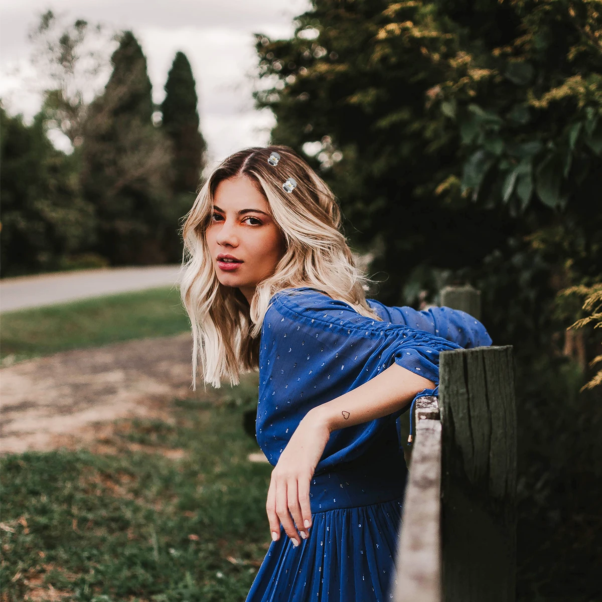 

Hair Clips for Girls Women Pearlescent Claws Claw Clips Chunky Jaw Accessories Durable Plastic Smooth Bottom Small Grip Non