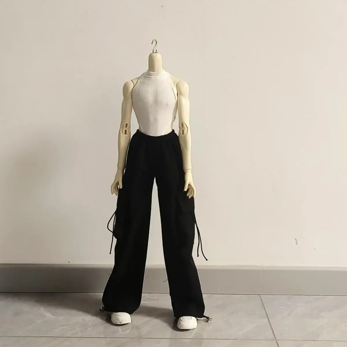 1/3 Doll's Clothes for 73cm Male Bjd Doll Loose Edition Workwear with Pocket Pants Hrinking Leg Bottom Doll Accessories, No Doll