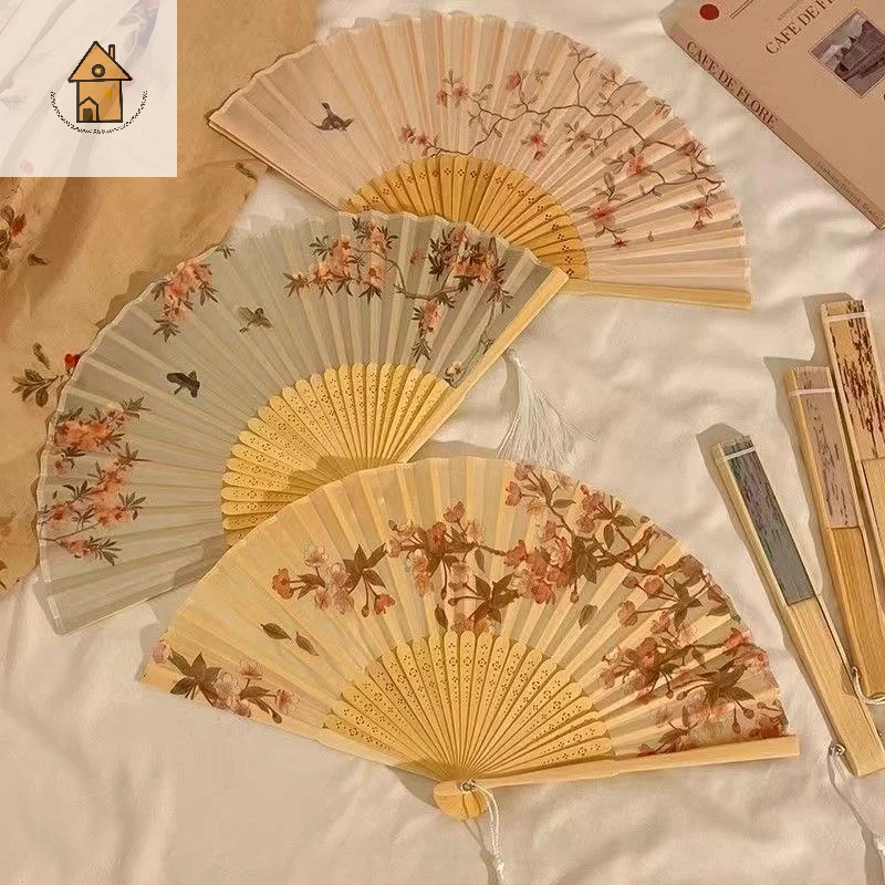 

1Pcs Chinese Fans Folding Hand Fan Wedding Hand Fans Bamboo Portable Fan Dancing Fan Party Decorative Fan Ventilador