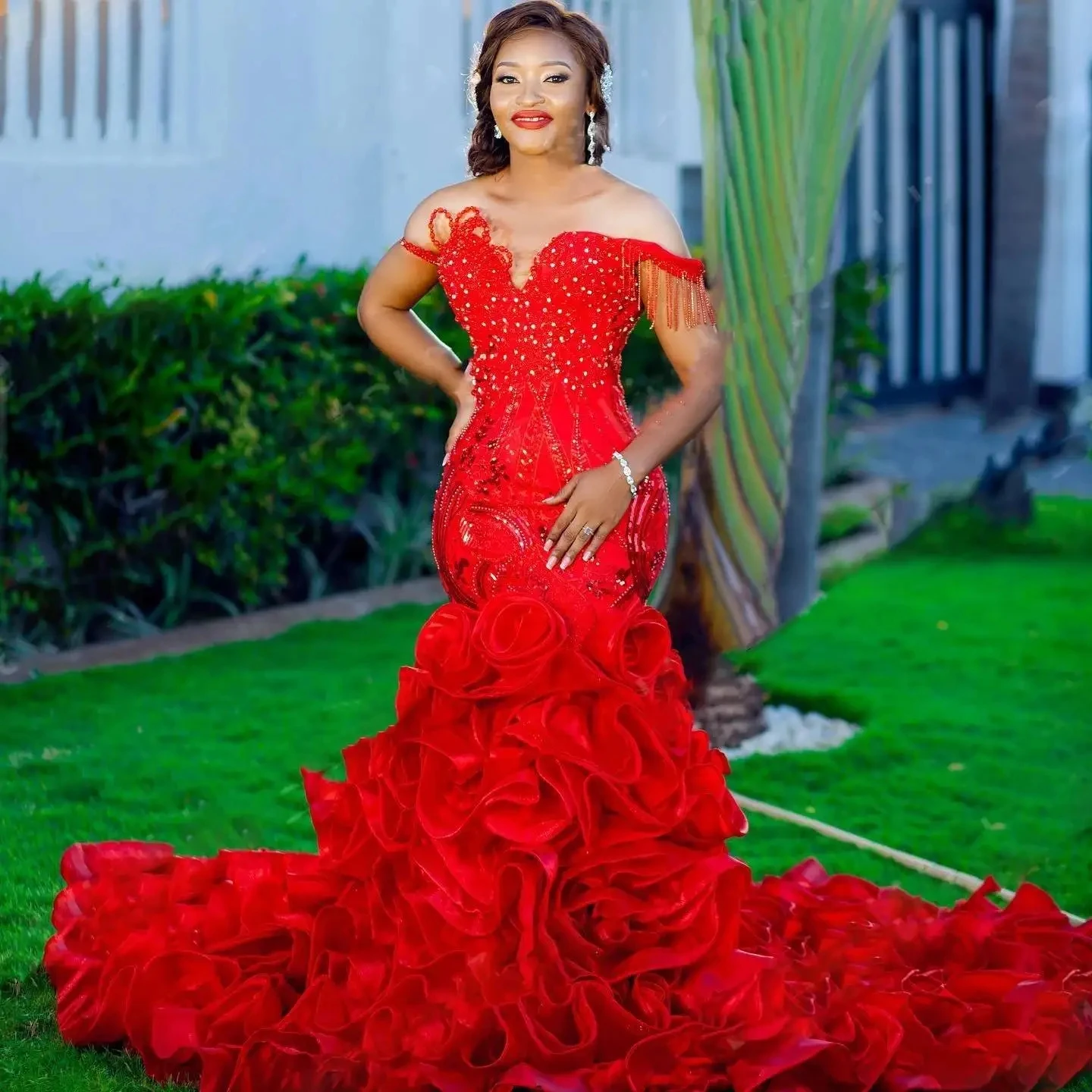 

Red Ruffle vestidos de ocasión formales Beads Party Gowns Mermaid Evening Dress African Evening Dresses Tassels Sequins