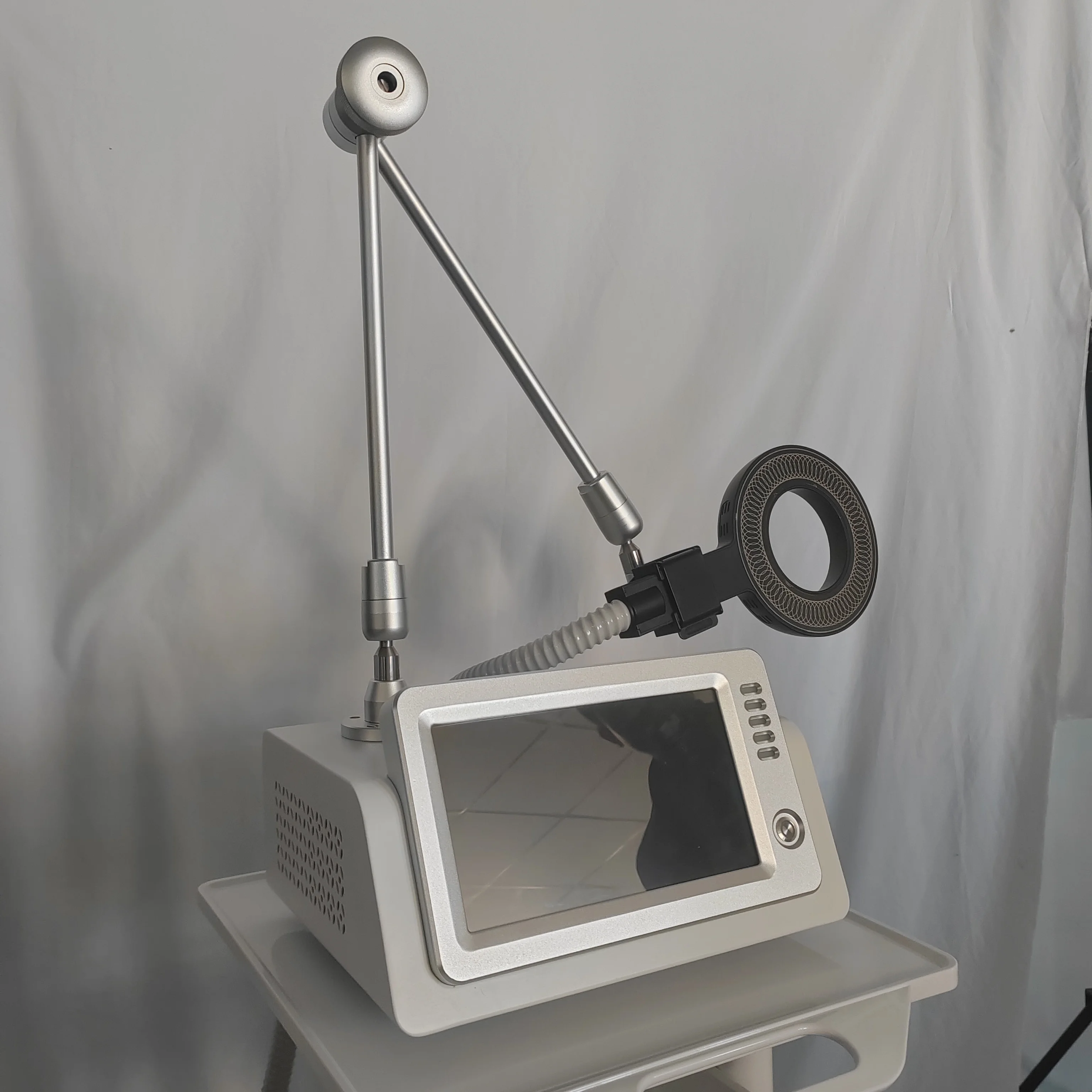 Magnetic Technology Body Massager Targeted Therapy CE Certified Safe Physiotherapy Care For Soreness Relief Multi Functional