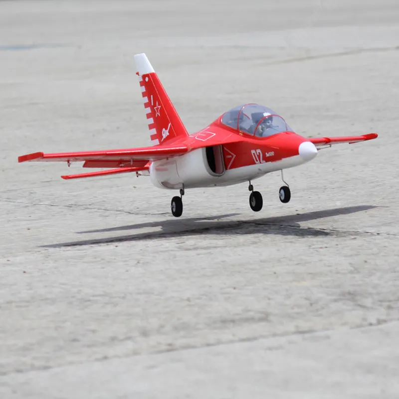 Freewing 新型 RC 70mm カルバート電動リモコン Yak-130 コーチ航空機宇宙模型初心者学習固定翼航空機おもちゃ