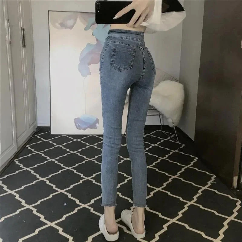 Jeans jeans estilo botão rebites coreanos femininos, calça de cintura alta, calça elegante e skinny, lápis elástico apertado para meninas, 2023