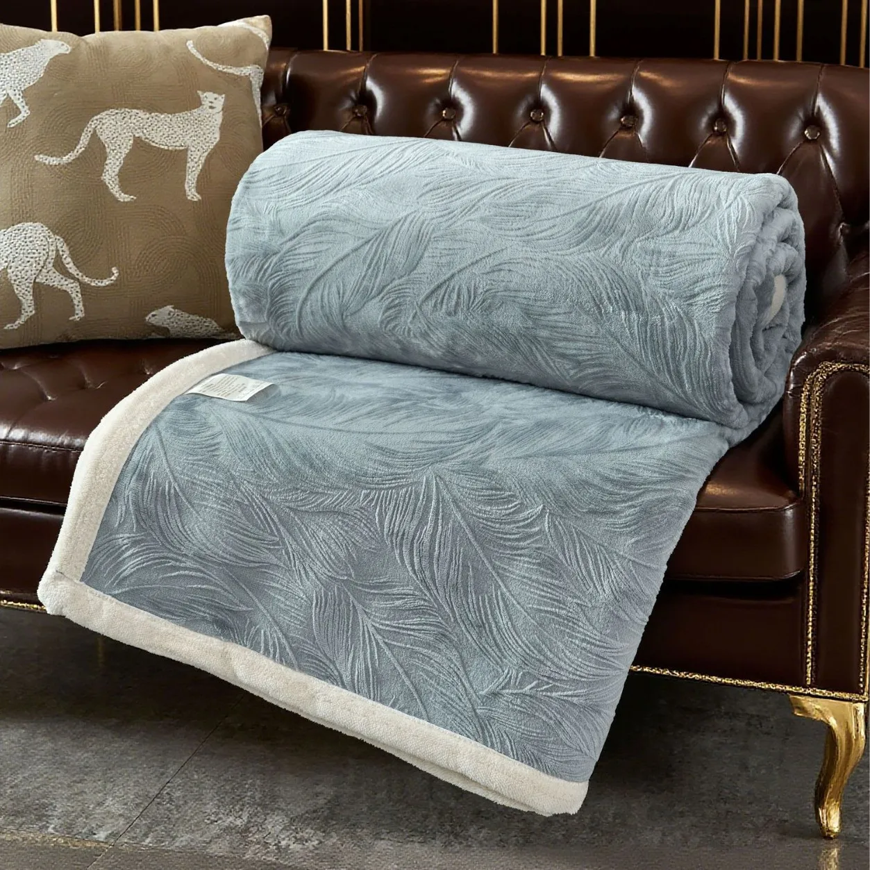 

150*200cm Luxury Milk Fleece 7D Carved Blanket Double-side Shawl Multifunctional Home Soft Thick Nap Blankets Sleeping Quilt