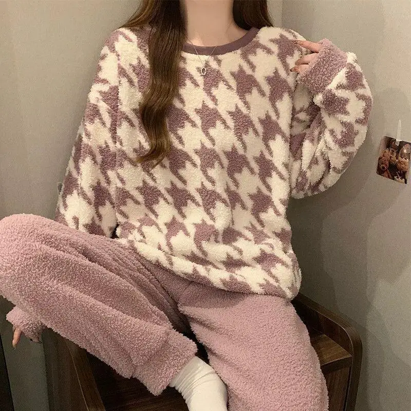 

Women's Sleepwear Cotton Pajama Set New Half Fleece Autumn and Winter Pajamas With Thick Fleece Long Sleeves Homewear Trendy