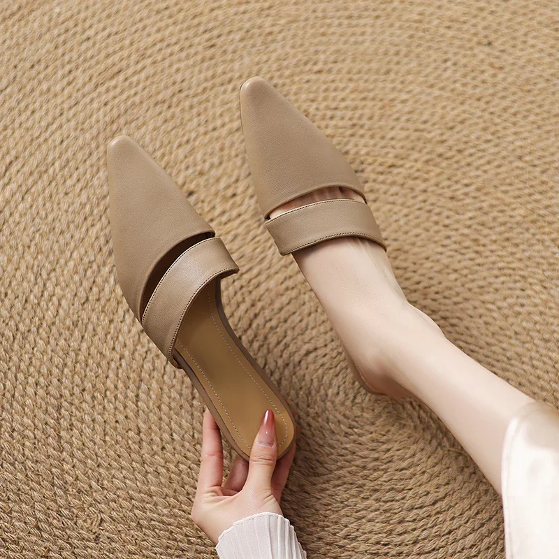 

Новинка 2023 года, летние женские сандалии из натуральной кожи, женская обувь из мягкой овчины 22-24,5 см, полутапочки с ремнем и петлей с квадратным носком