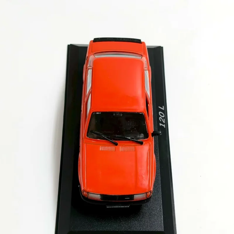 

Массовая модель автомобиля из сплава, масштаб 120 л, статическая коллекция, украшенные праздничные подарки, игрушки, сувенирный подарок