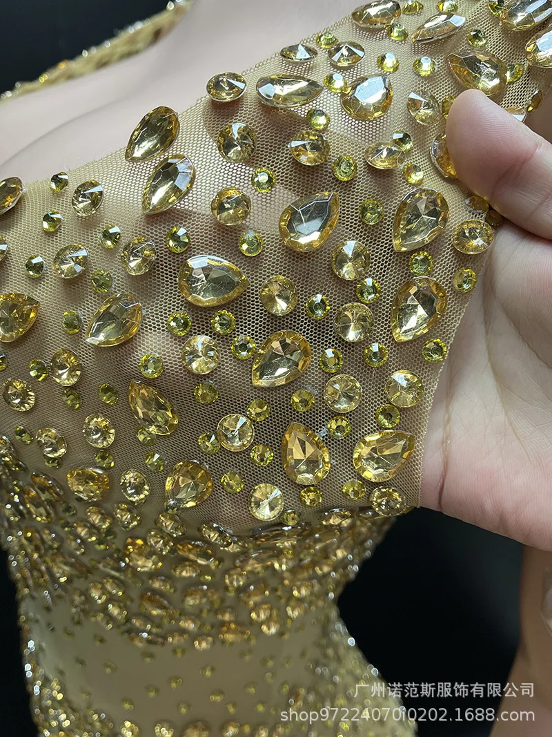 Robe Sexy à bretelles avec strass dorés, jupe de plage, vent, société, réunion annuelle, haut de gamme, robes de bal de luxe pour femmes