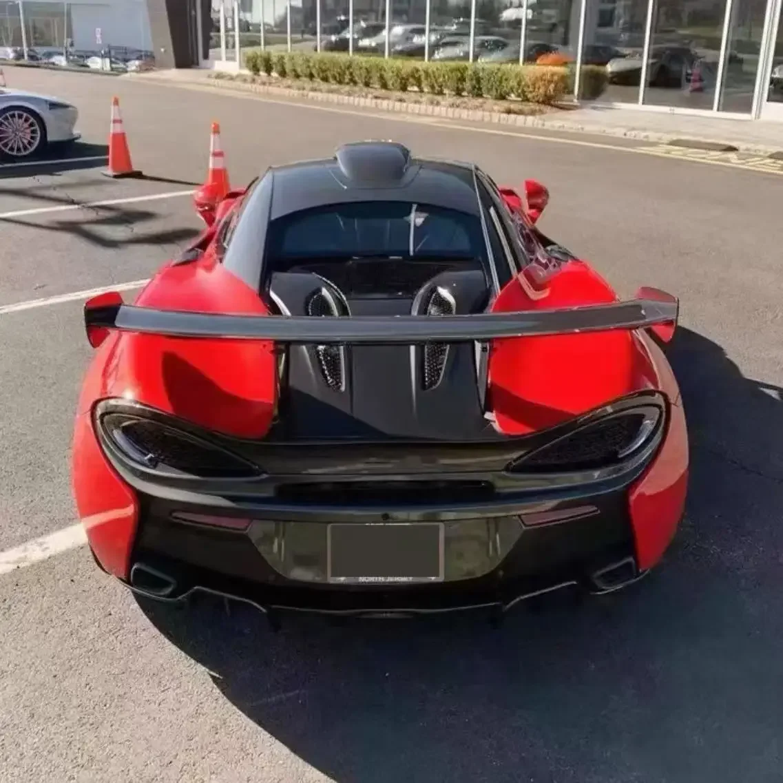 Hot Sale Carbon Fiber Style Rear Trunk Tail Wing for Mclaren 570s 570gt 540c Rear Spoiler 2