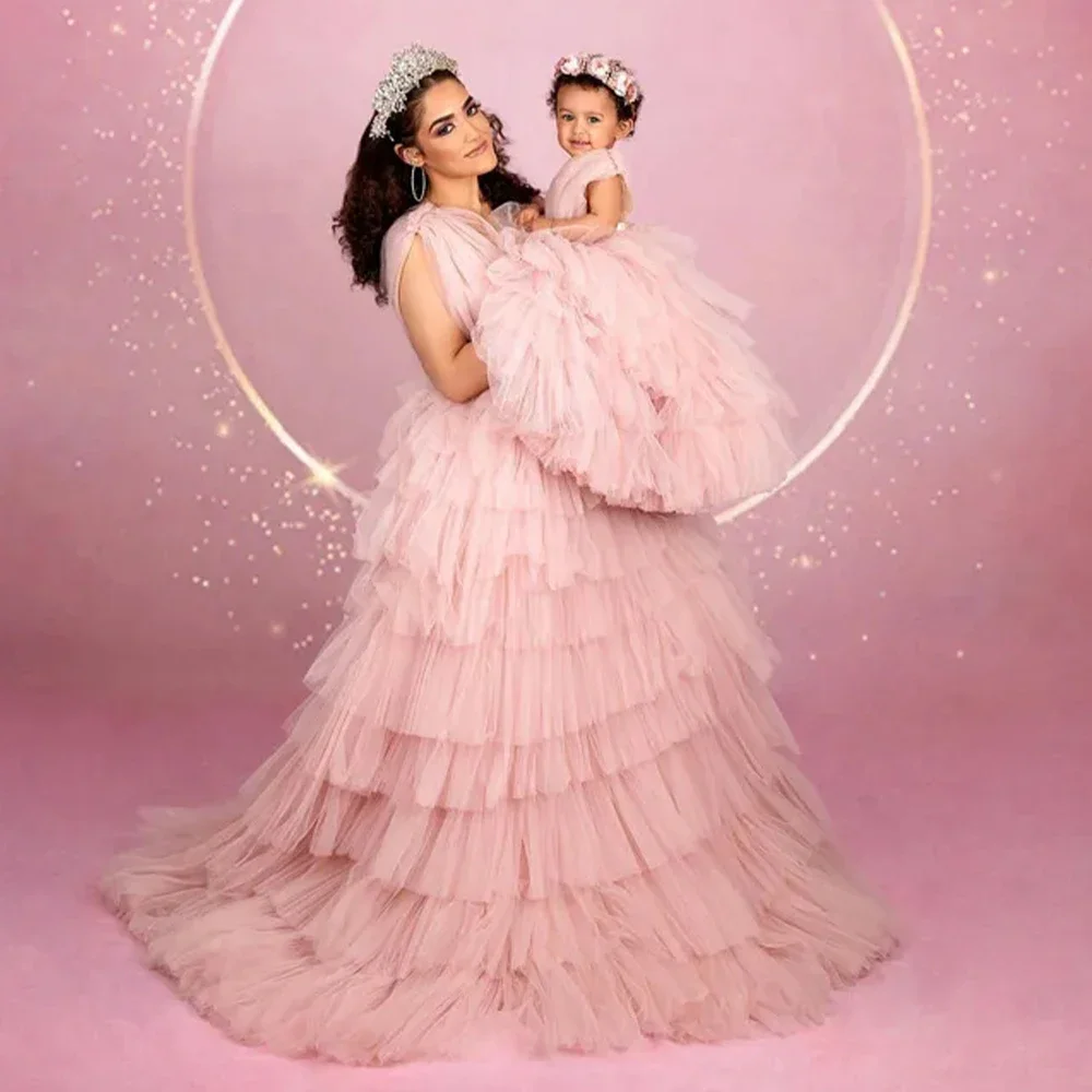 Mommy and Me-Robes bouffantes en tulle rose blush, robe longue à volants à plusieurs niveaux, robe sur mesure pour mère et fille, fête d'anniversaire