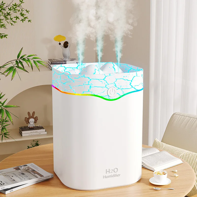 El humidificador volcánico puede hidratar y hidratar durante todo el año con un volumen de niebla súper grande y un funcionamiento de sonido ligero.
