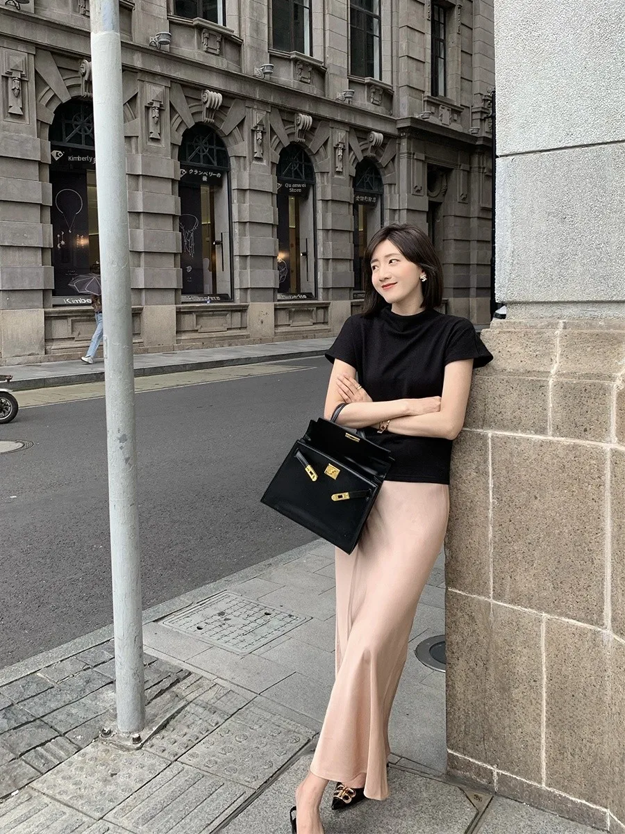 

Tina Elegant Online Small High Collar Short Sleeve Women's T-shirt Commute Style Color round Neck Regular Length