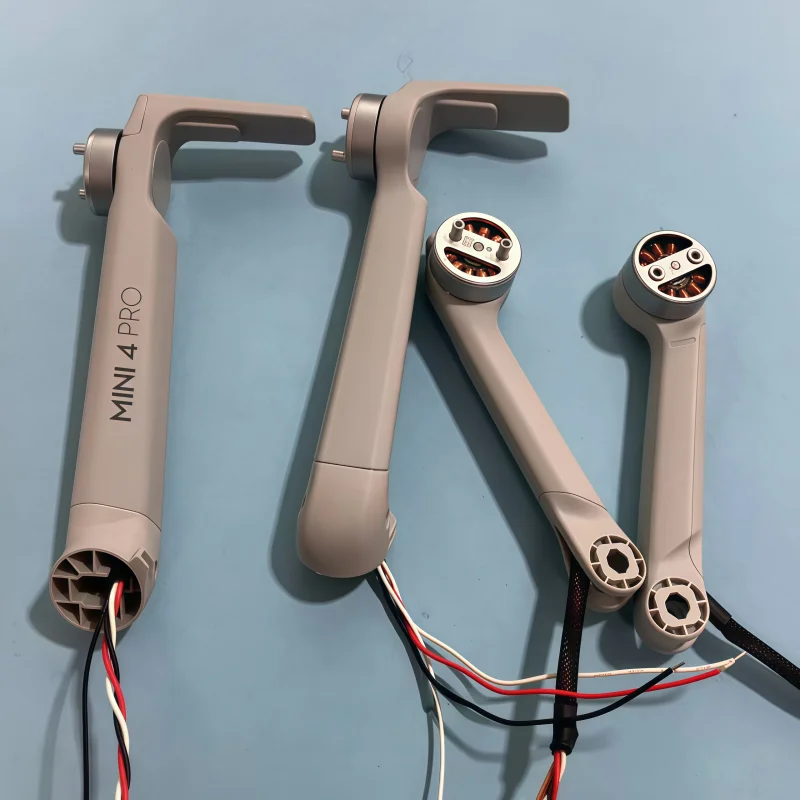 

Оригинальный комплект моторных кронштейнов для DJI Mini 4 Pro: передние/задние левые и правые кронштейны, запасные части, протестировано