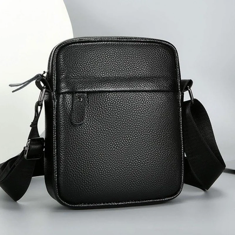 Single shoulder bag, cowhide2026Summer stitched one-size-fits-all men's bag with zipper