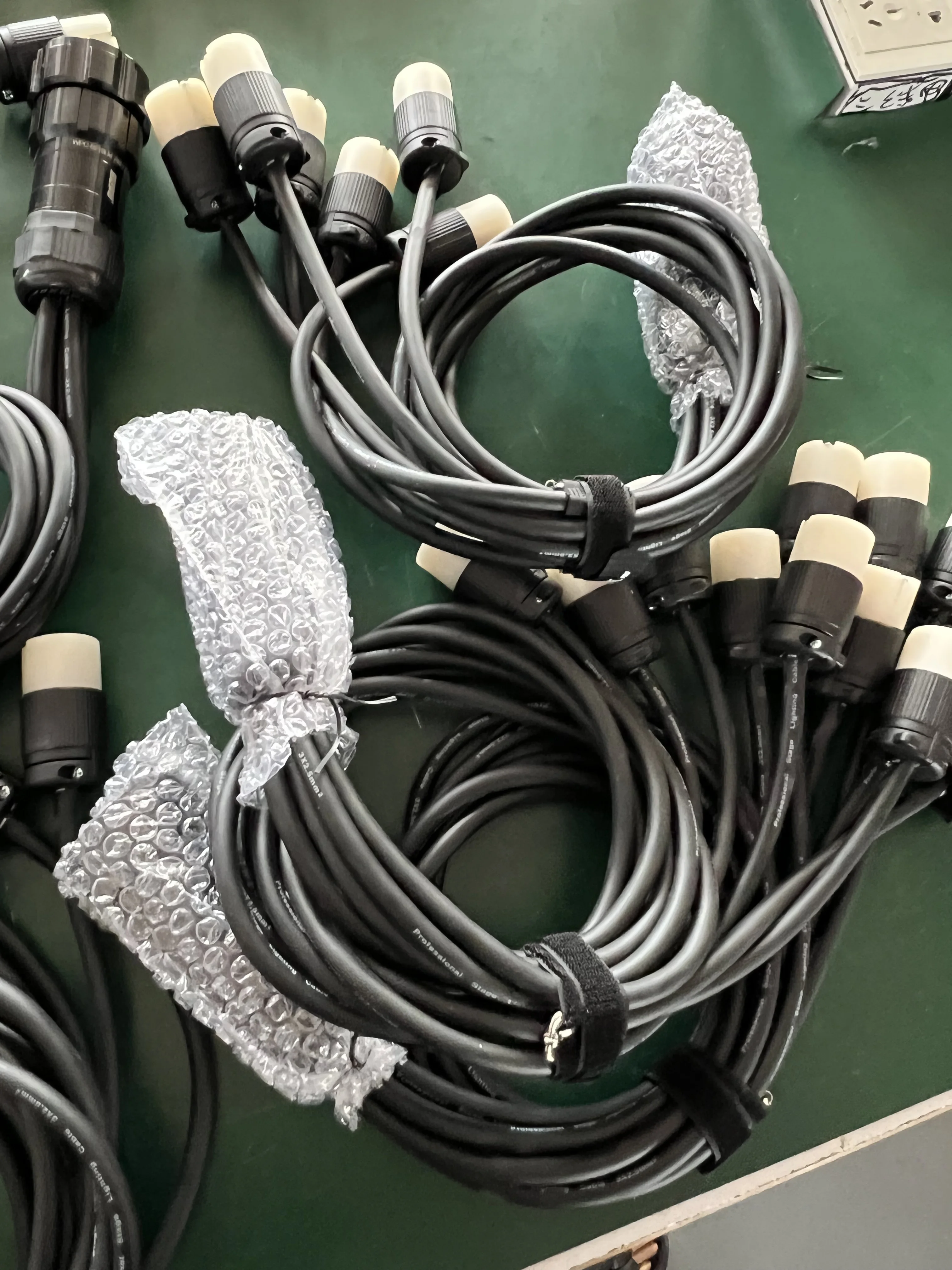 Socapex 19-Pin  Breakour Cable to CEE 16A Loose Tail With Edison Distribution 6 Core Cable