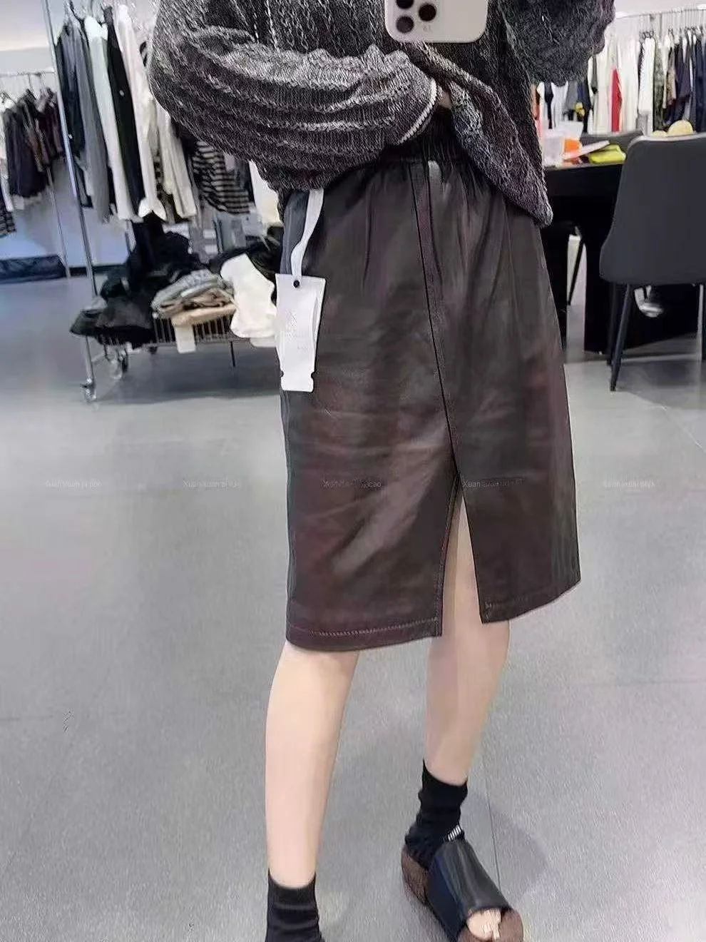 

2025 New High Waist Leather Skirt Women's eepskin Casual Versatile Mid-Length f Skirt Commute Sle Five Sve Length