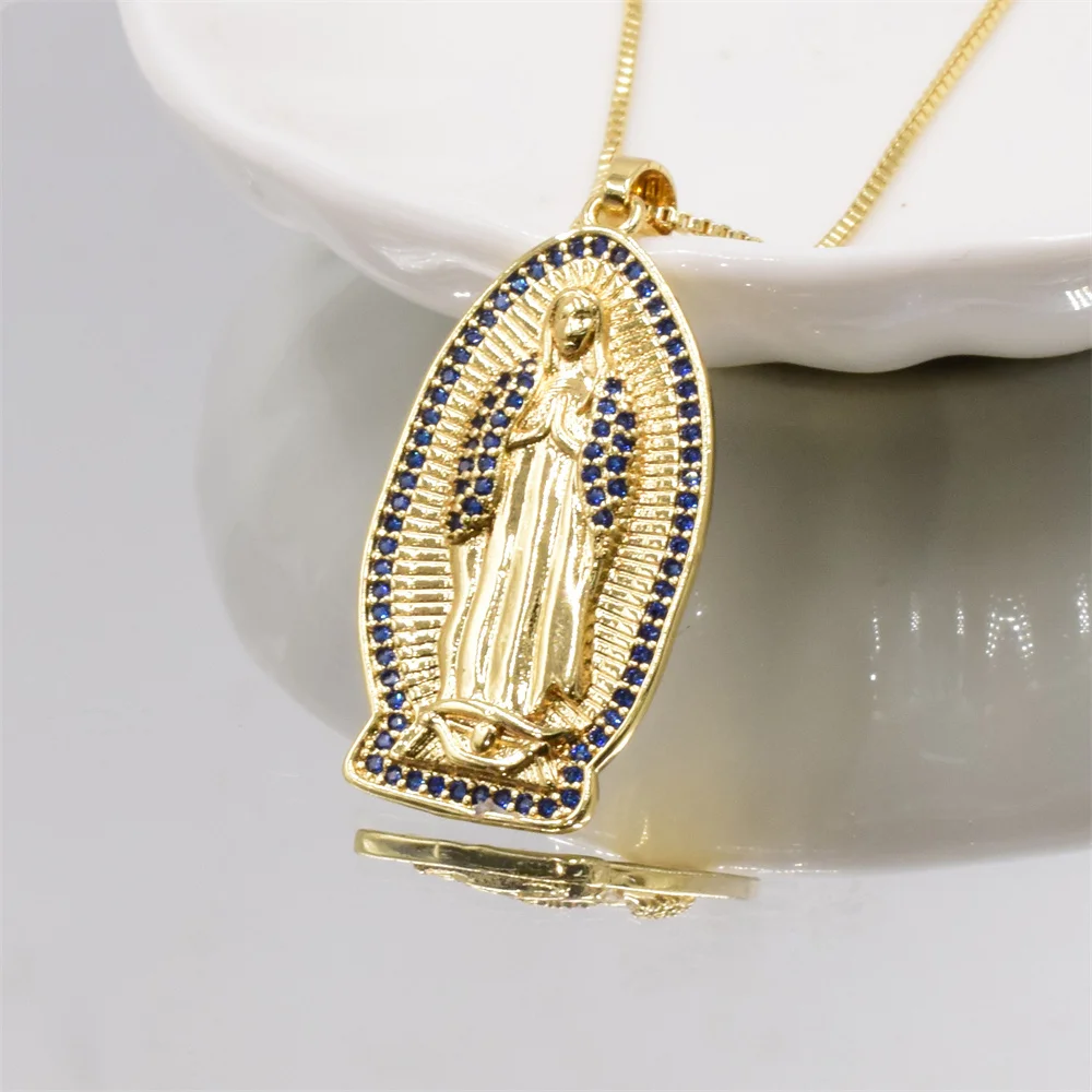 กล่องศาสนา Virgin Mary Zirconia สร้อยคอ Our Lady Of Guadalupe เพชรสังเคราะห์จี้เครื่องประดับสร้อยคอ