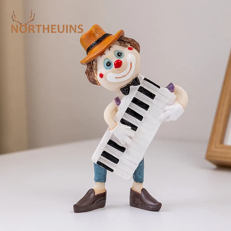 NORTHEUINS Resin Art Home Doll Clown Resin Ornaments Simple Figure Statue Desktop Living Room Spirit Item Interior Decor Object