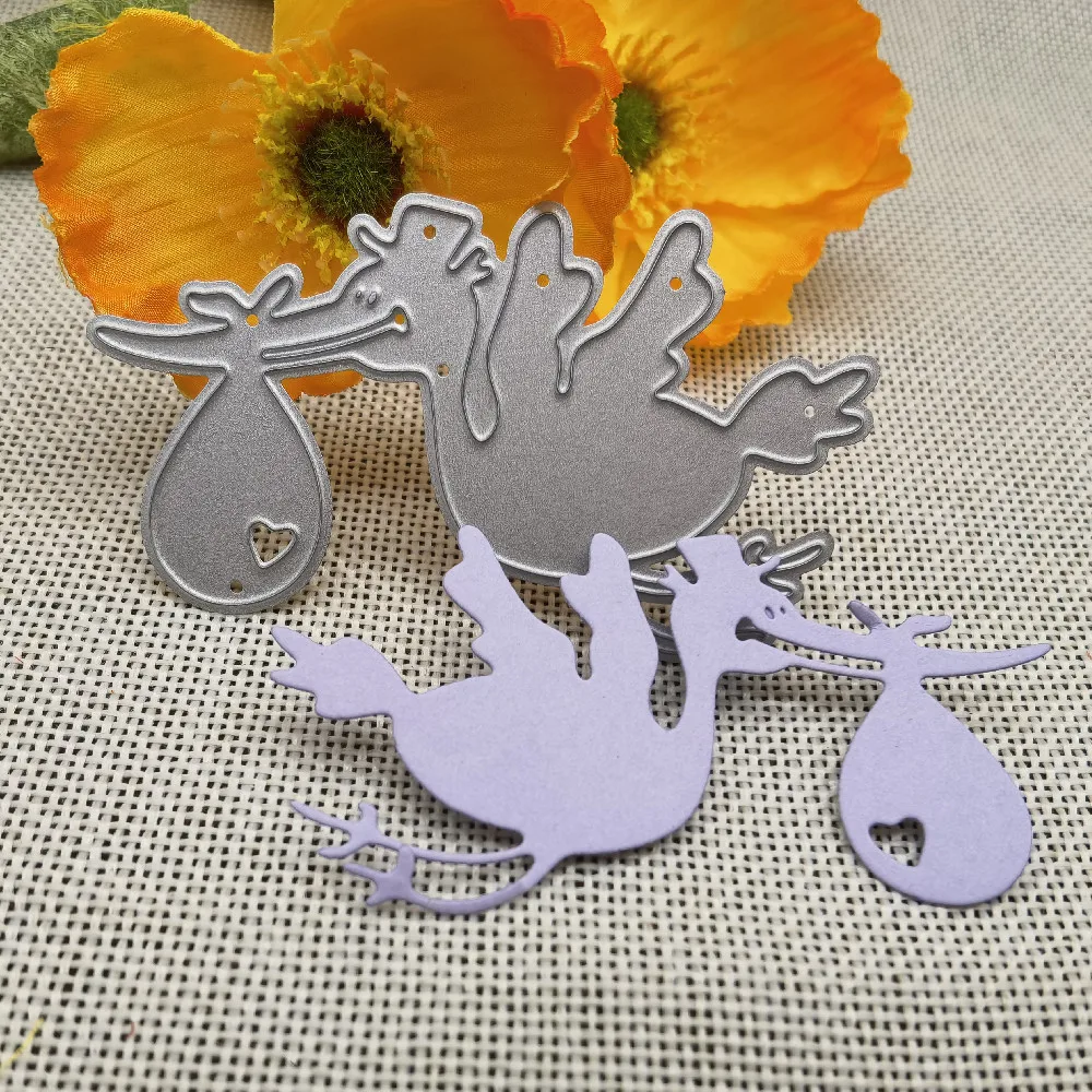 Beautiful Beak Bird Animal Catch Fish Metal Cutting Dies Stencil Scrapbooking Photo Album Card Paper Embossing Craft DIY