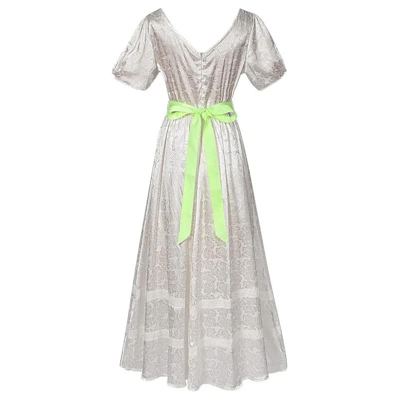 ชุดเดรสผ้าซาตินสไตล์เรเนสซองส์แบบกระโปรงโจรสลัดวิคตอเรียยุคกลางใหม่ปี 2025 สำหรับผู้หญิง ชุดแสดงบนเวที