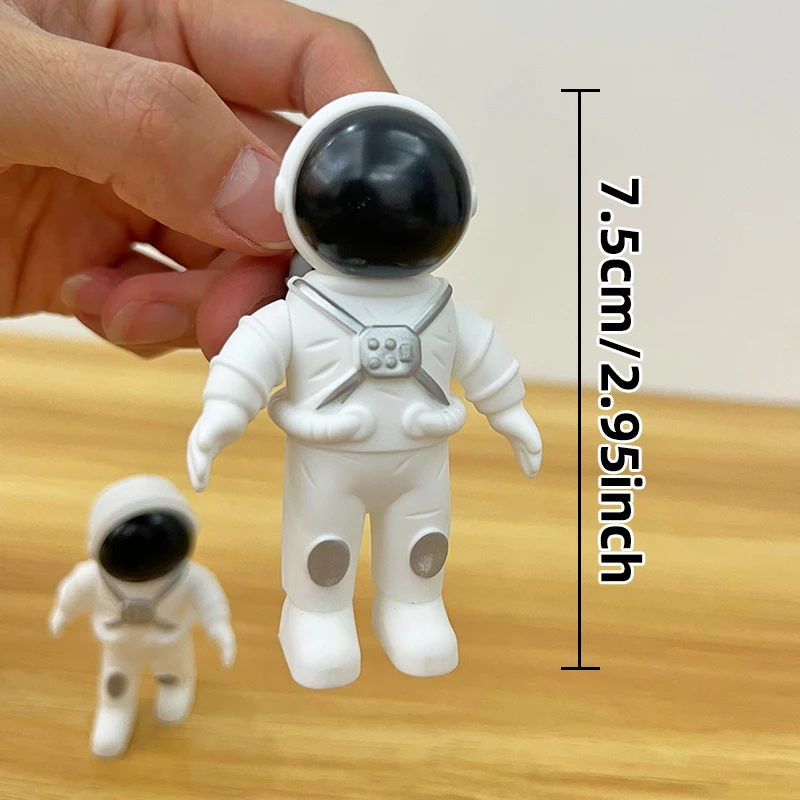 3pcs Space Astronaut + Rocket, Cute Shape Aviation Rocket, Spaceman Collection Model Toy, Home Decoration(Random Gestures)