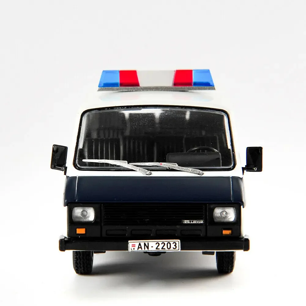 1/43 Alloy Diecast Model Collectible DeAGOSTINI RAF-22038 Polices Car Russian Raf Car Ambulance Vehicles for Gifts