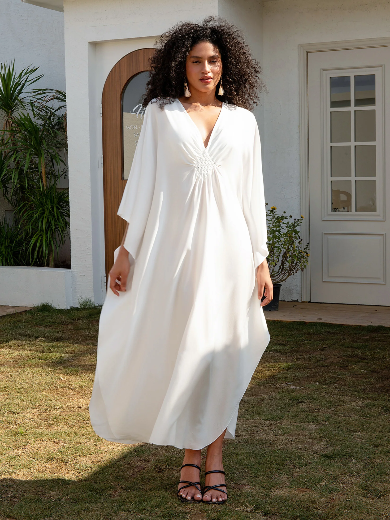 2025 Solid V-neck Batwing Sleeve Plus Size Loose Maxi Dress For Women Summer Beach Wear Kaftan Long Bathing Dresses Q1306