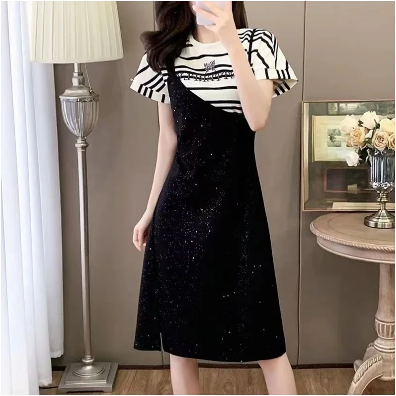 ผู้หญิงฤดูร้อนสบายๆลายTเสื้อPatchwork Midi Dress 2025 ใหม่Ladyแฟชั่นแขนสั้นปลอม 2 ชิ้นชุด