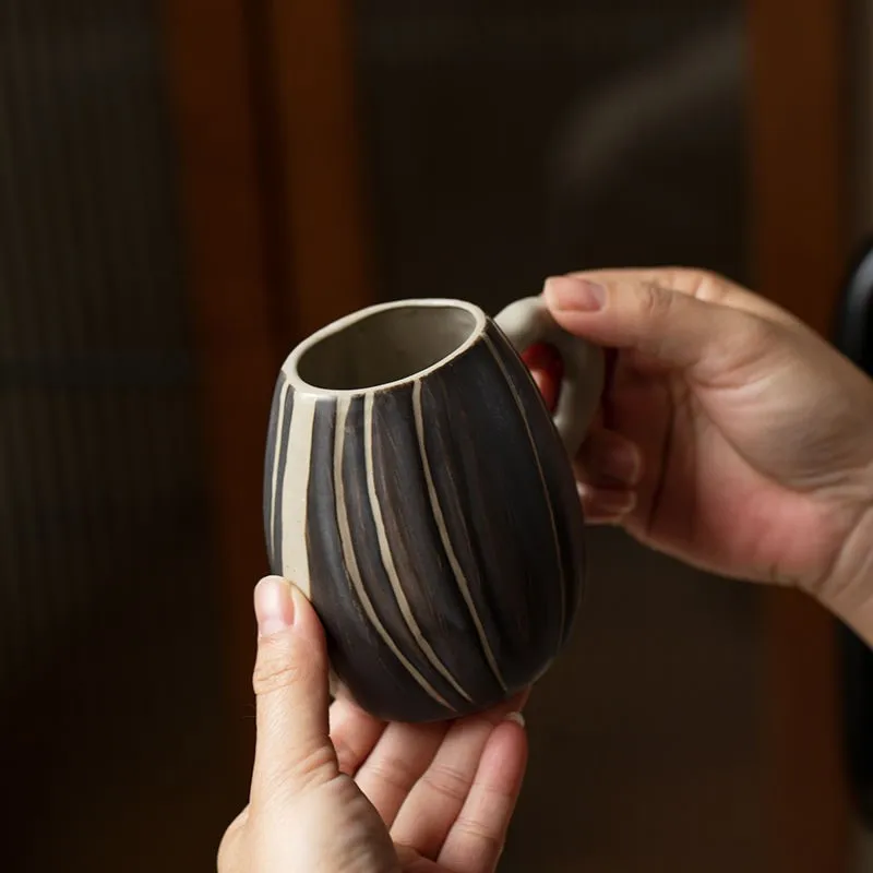 Taza de agua tallada a mano, resistente a altas temperaturas, exquisita forma de semilla de melón, diseño de agarre manual, taza de leche de cerámica con cubierta ZE799