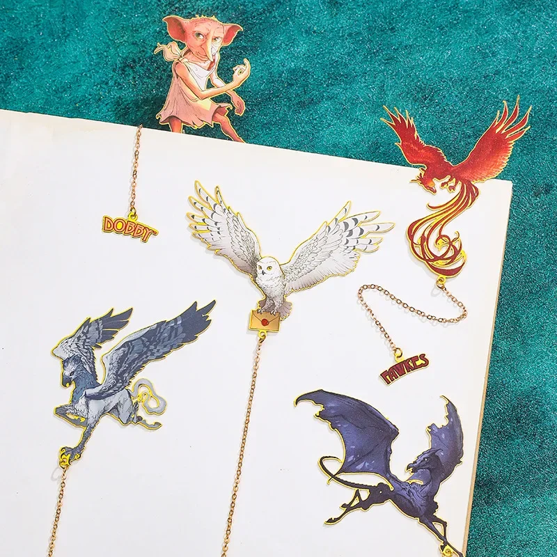 

Metal Bookmark Harries Potter Movie Peripherals Gryffindor Magic Elves Dobby Hedwig Desktop Decorations Stationery Souvenir Gift