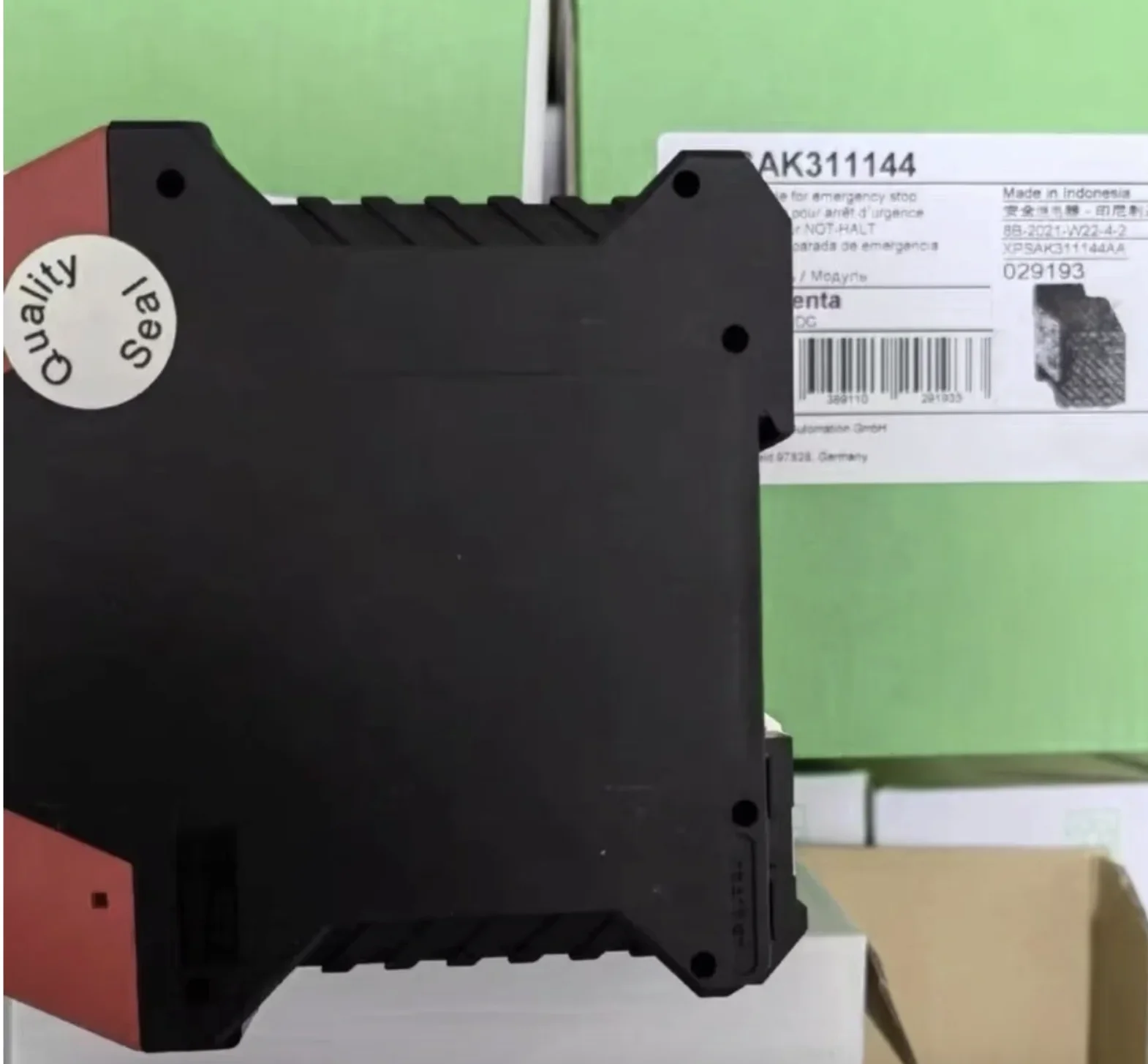 Relay XPSAK311144 Safety Relay