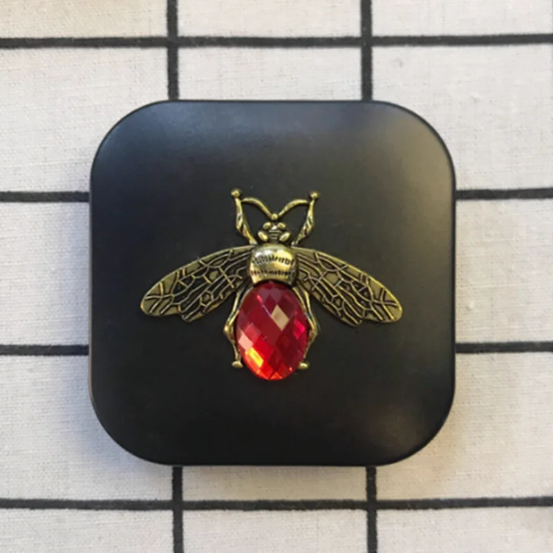 2025 Bee decoration Contact Lens Case Portable Travel Contact Lens Storage Box Mini Contact Lenses Case Gift H5