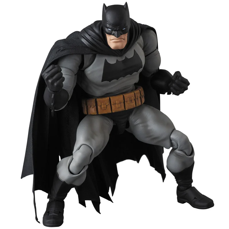 

100% Original MAFEX 106 Mafex BATMAN The Dark Knight Returns Reprint In Stock Anime Action Collection Figures Model Toys