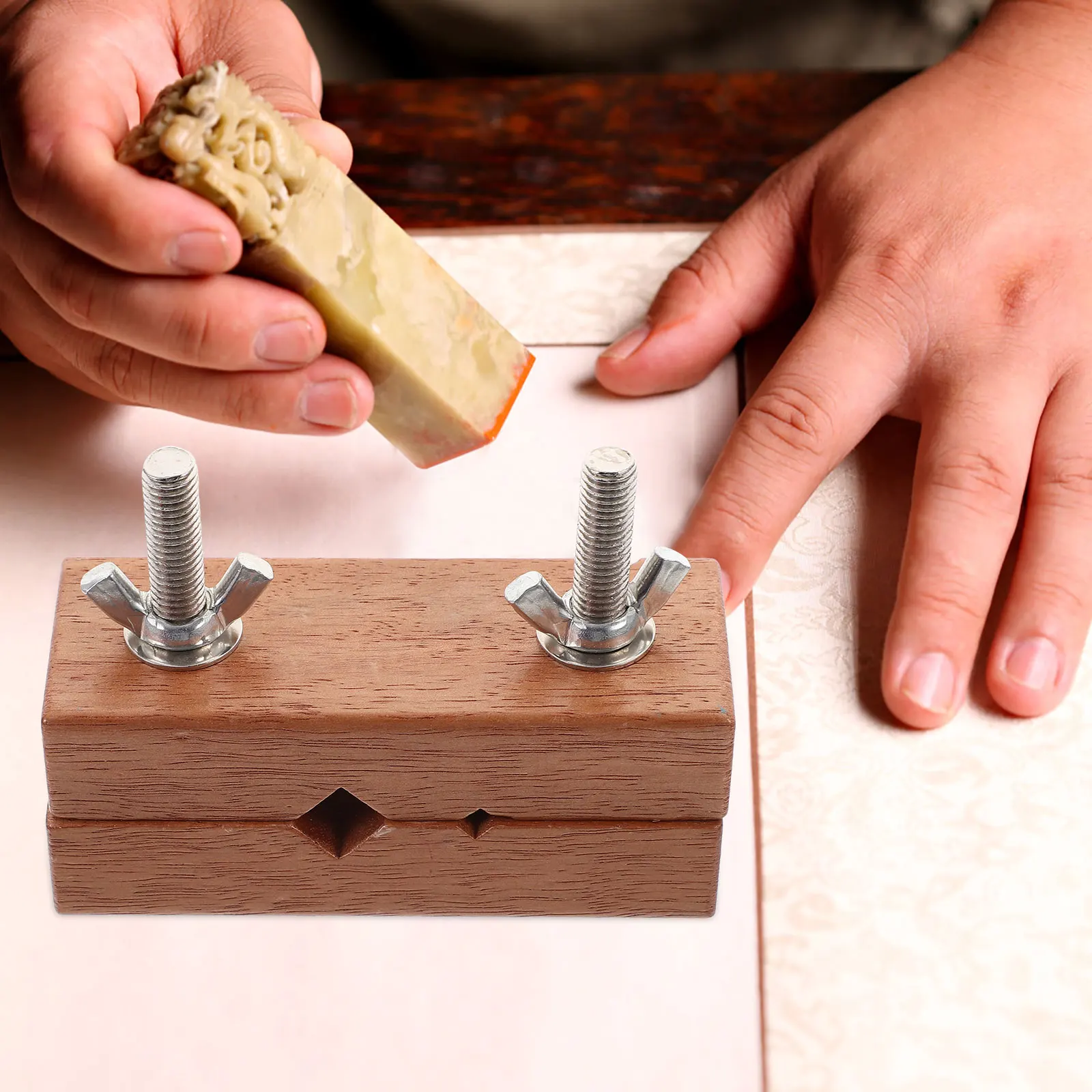 

Seal Bed Engraving Device Wood Fixture Practical Carving Press Crafts Chapter Block Bed Smooth Round Surfaces Premium Material