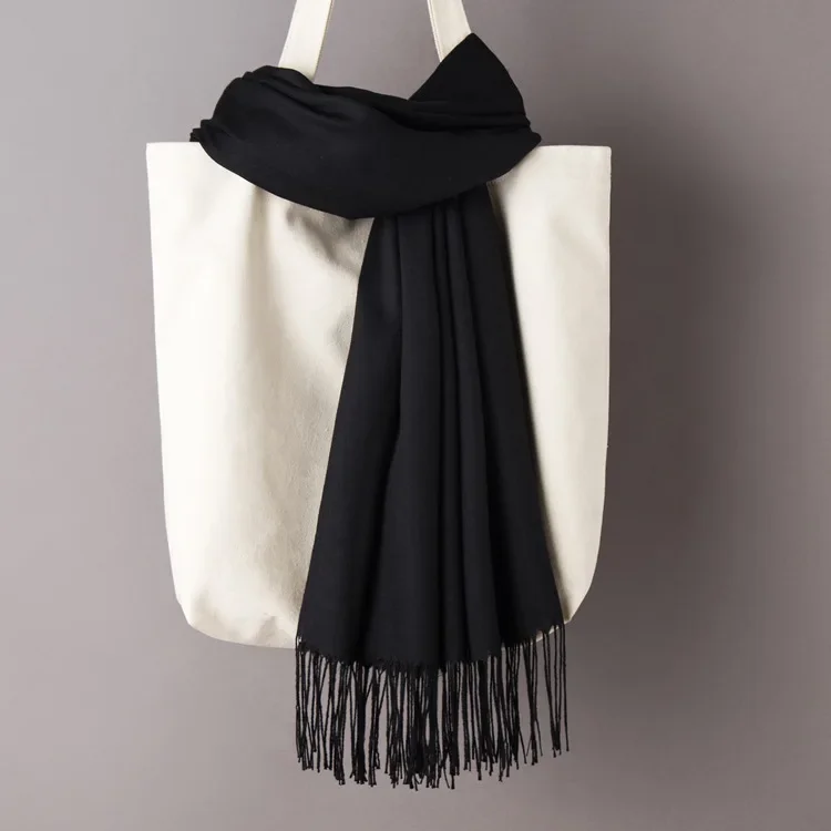 Bufandas de Cachemira de Color sólido para mujer, bufanda larga con borlas negras, rojas y rosas, chal fino, Hijab, invierno y otoño, 2024