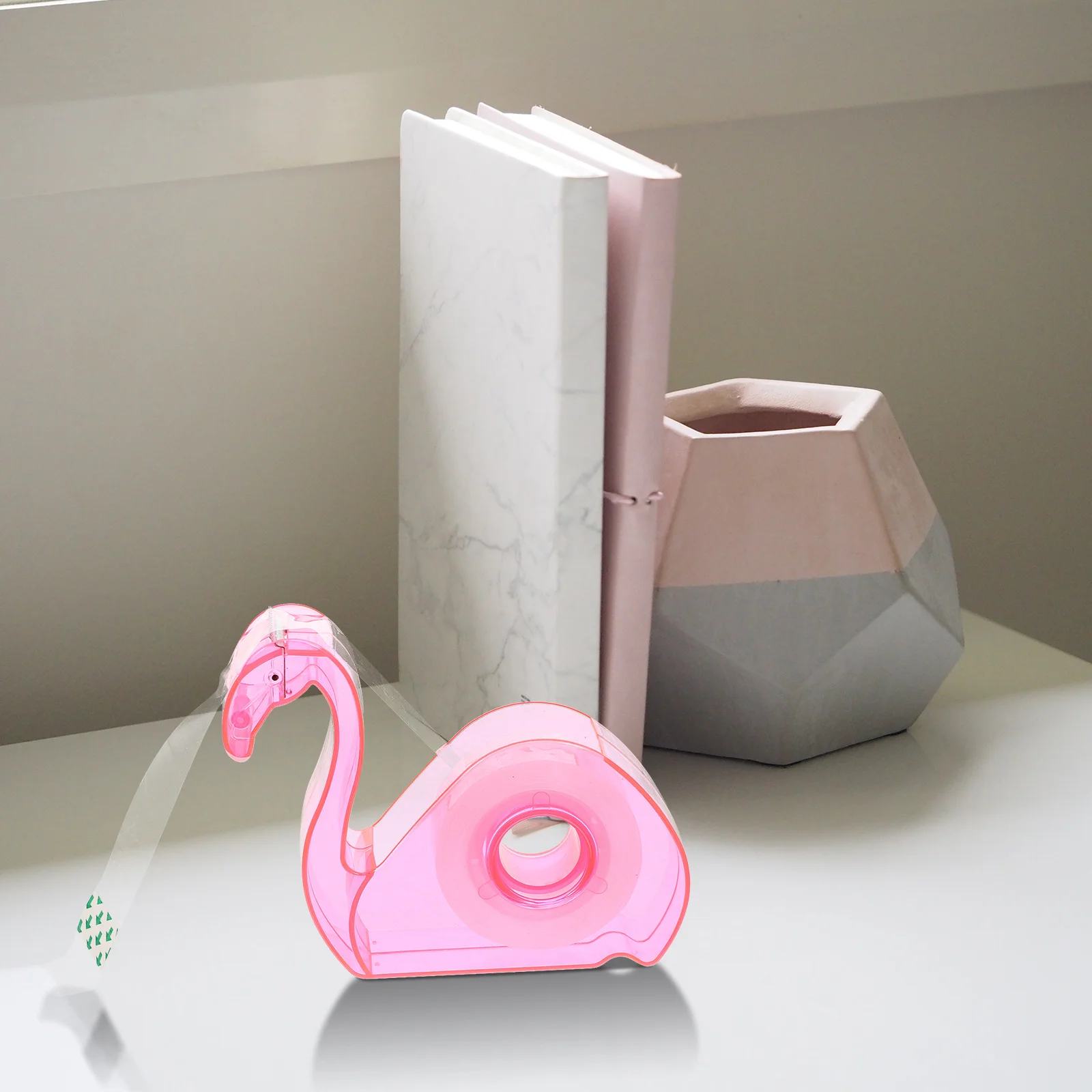 مجموعة واحدة من موزع الشريط الاحترافي من البلاستيك الممتاز وسجلات القصاصات العملية والمشروعات الفنية المحمولة وخفيفة الوزن