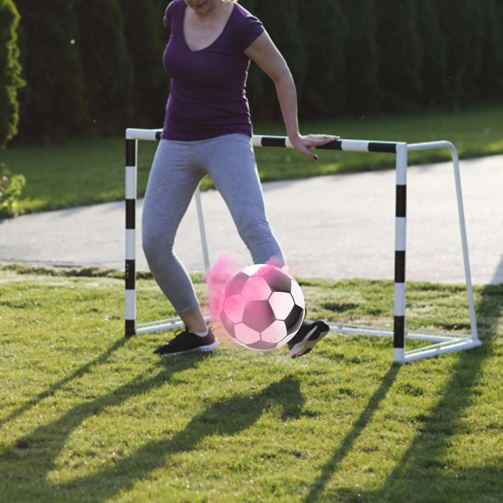 

1Set Football Themed Gender Reveal Ball with Colored Powder Burst Perfect for Unforgettable Party Decor DIY Ornament