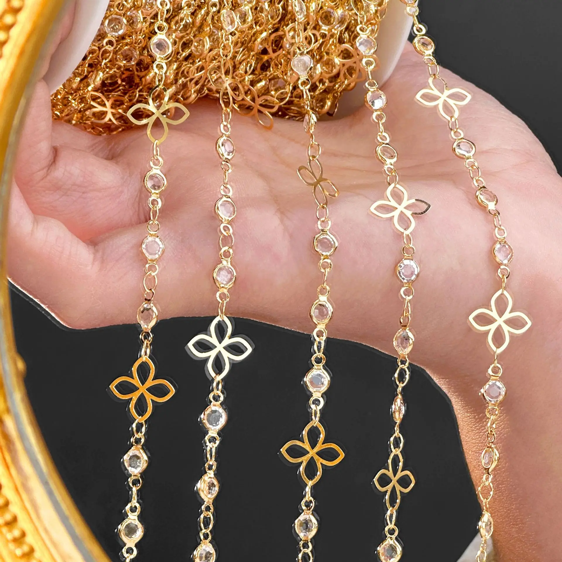 0,5/1/2M Exquisite Vintage-Blumen-Hohlkette mit Glasrhinestonen für Schmuckherstellung DIY Halsketten Armbänder Zubehör