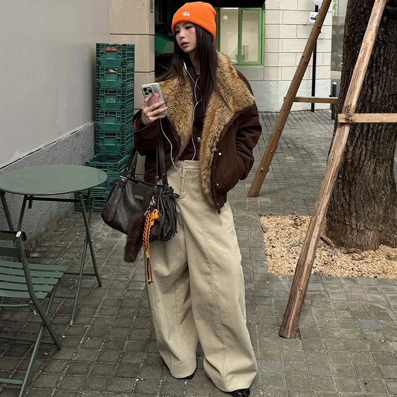 Cappotto spesso lavabile caldo invernale Giacca pelosa retrò con colletto grande 2025 Capispalla da strada alla moda