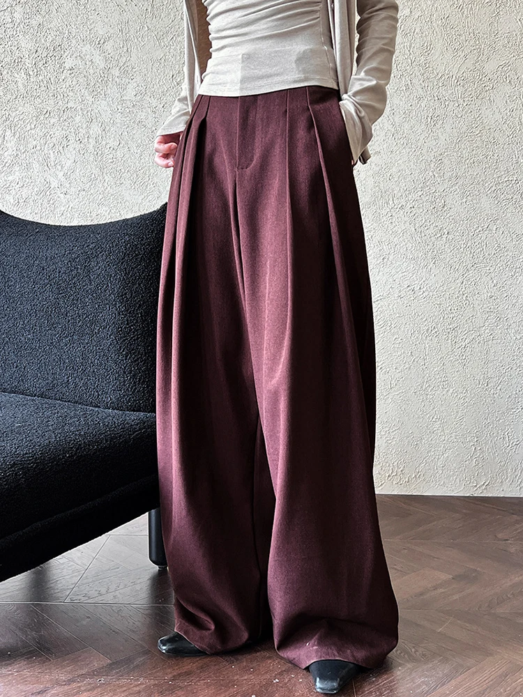 [EAM] High Waist Wine Red Brief Pleated Long Wide Leg Elegant Pants New Trousers Women Fashion Tide Spring Autumn 2025 1DH6980