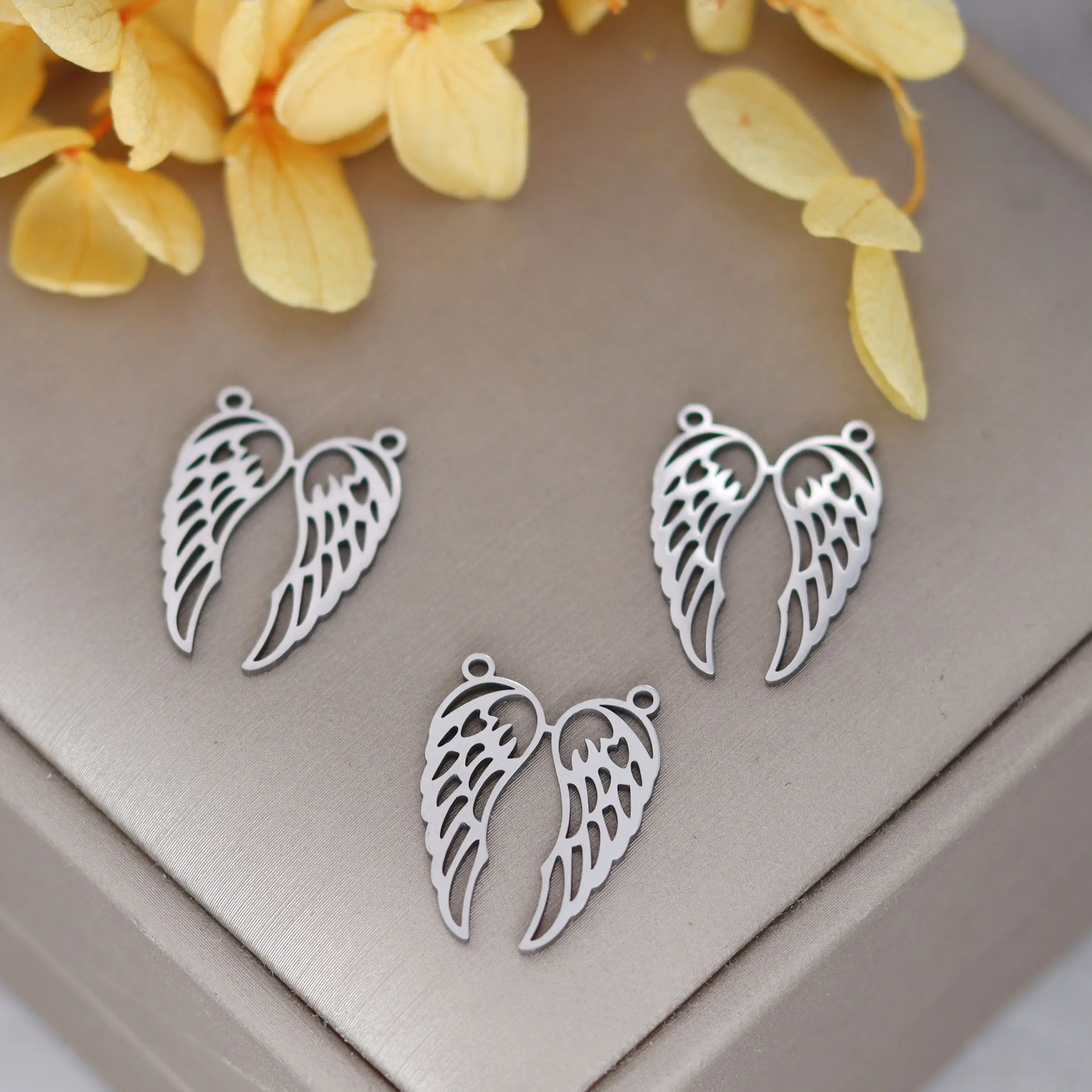 

3pcs Heart Angel Wings Art Line DIY Exquisite Necklace Women Charms for Jewelry Making Craft Stainless Steel Pendant Accessories
