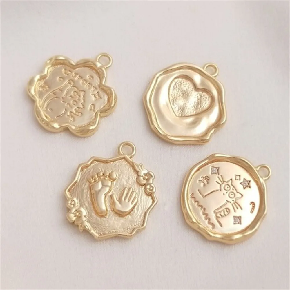 

14K Gold-filled Cute Cat Pattern Love Flower Shape Medallion Pendant Handmade DIY Jewelry Hangtag Charm Pendant K334