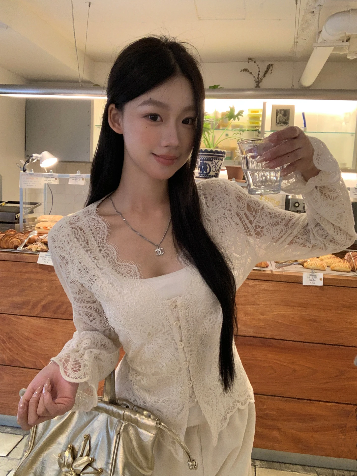 

Red Celebri Long Sve Lace T-irt Women's Slim Fit Korean Sle Spring New Design Base irt Commute Sle Cotton Nylon