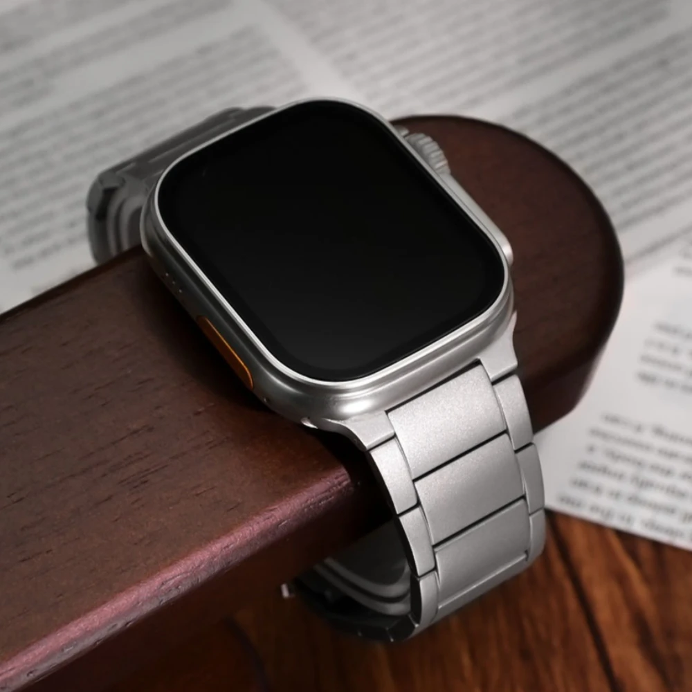 

Ремешок из титанового сплава для Apple Watch Ultra 3 49 мм, Series 11 10 46 мм, роскошный браслет для Series 9 8 7 6 5 45 мм 44 мм, деловой ремешок