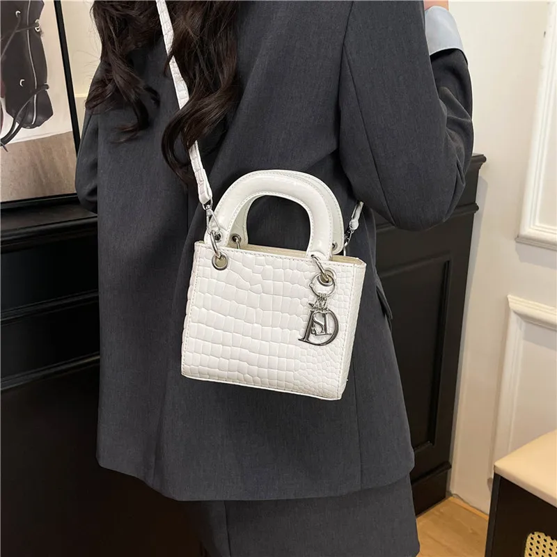 

Exclusive Mini Lady Bag - Luxury Summer Shoulder Purse, Chic Korean Style Top-Handle Crossbody, Instagram Aesthetic Accessory