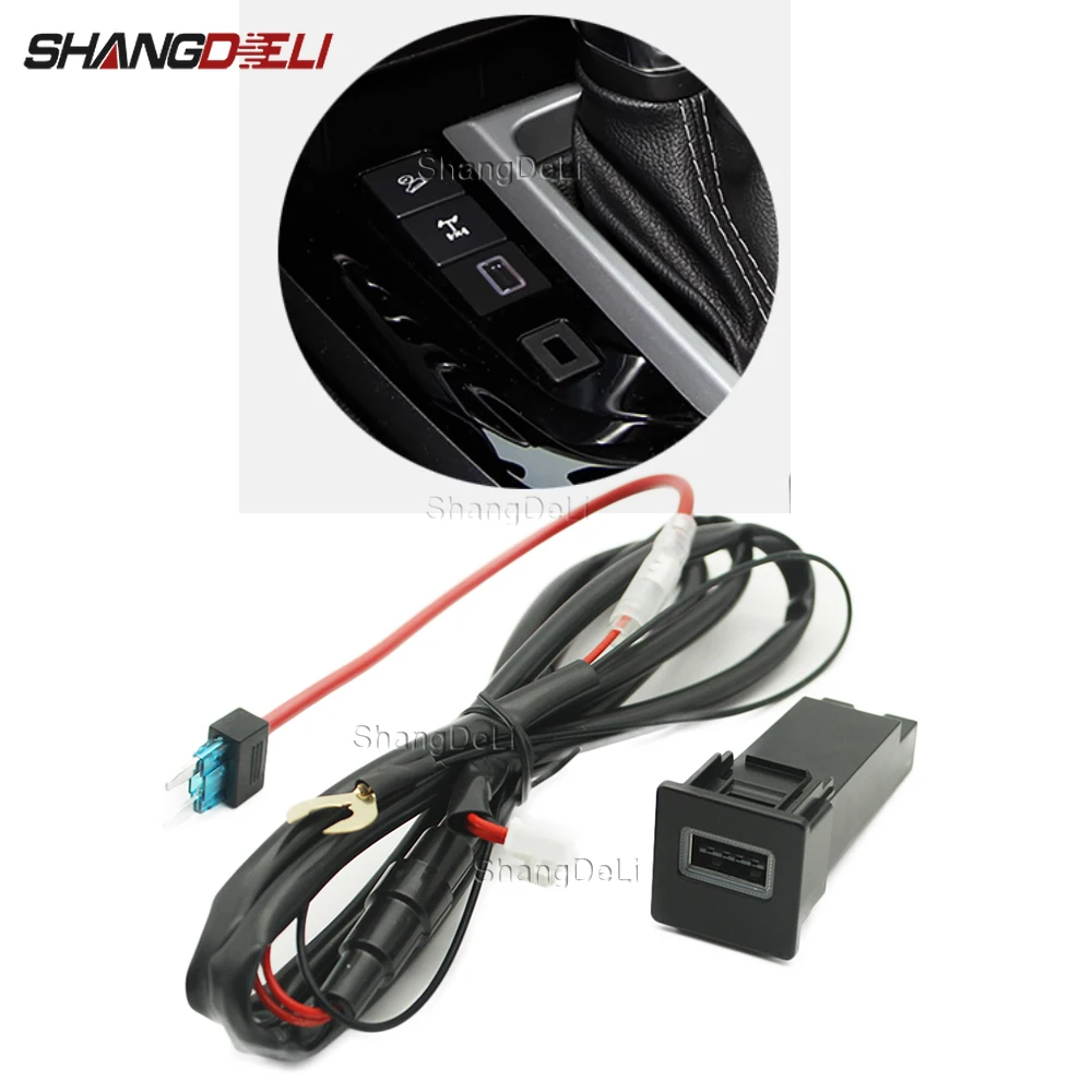 12/24V Car USB Socket QC 3.0 Car Charger Mobile Phone Quick Charge Power Outlet Adapter For Isuzu D-MAX dmax 2021 2022 2023