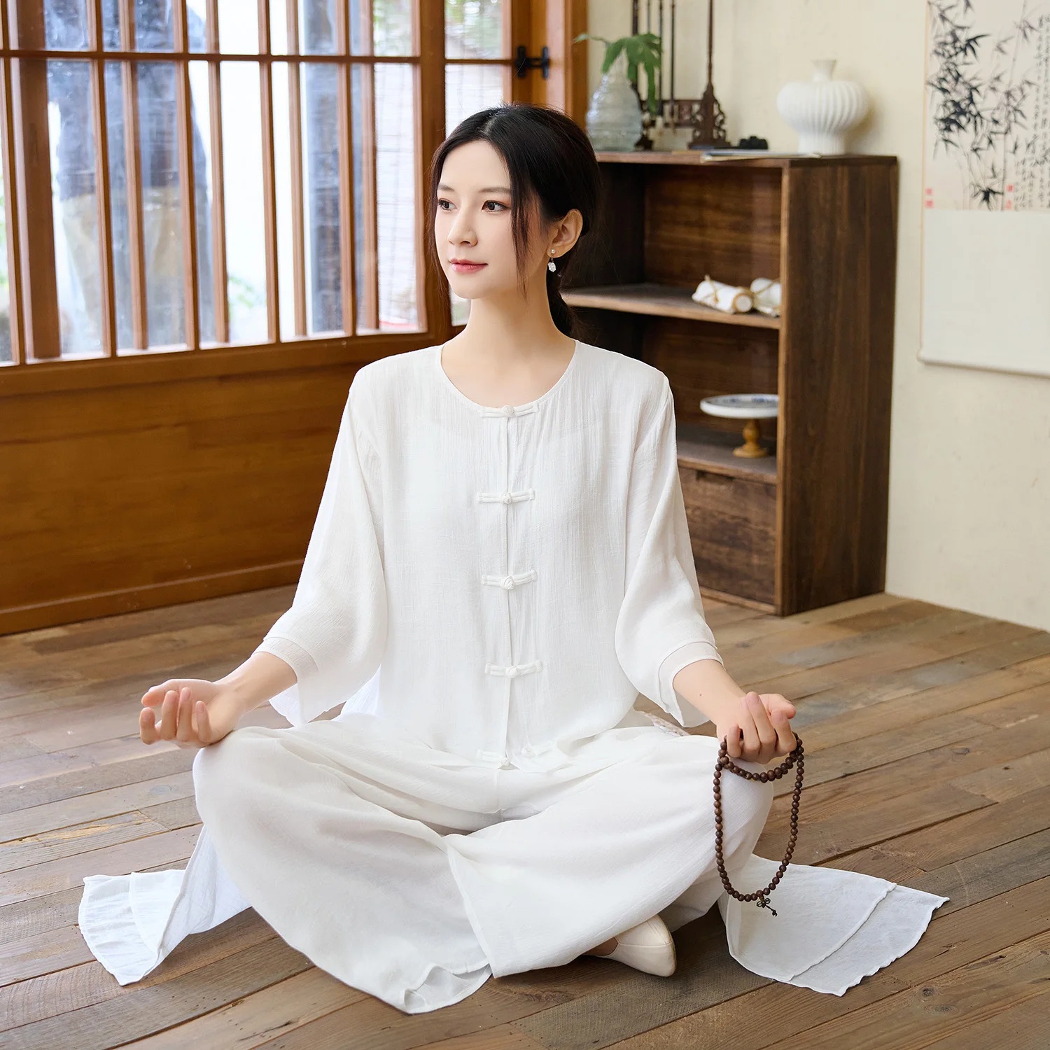 

2026 New Ethnic Style Cotton Linen Zen Meditation Practice Suit Set Yoga Tea Dance Clothing Women's Fashion Spring Collection